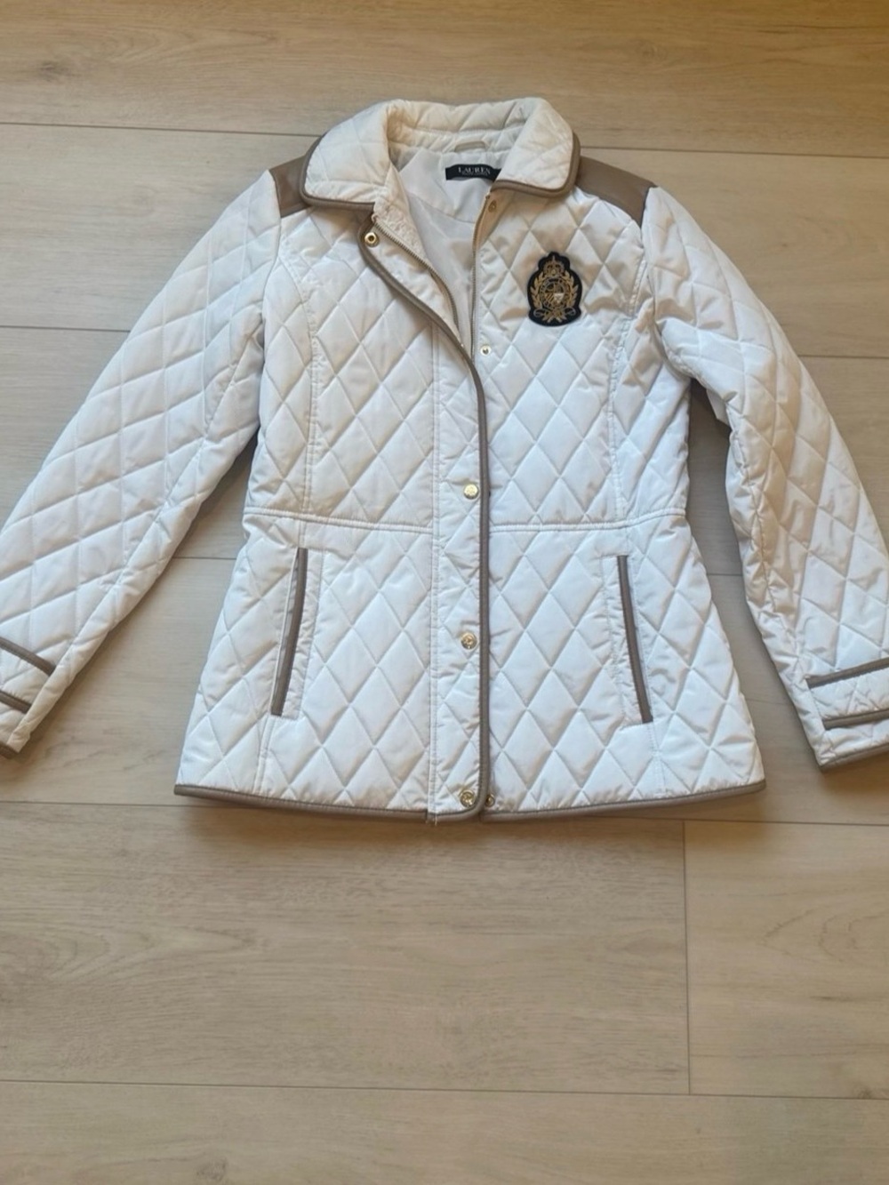 Lauren Ralph Lauren White Quilted Puffer Jacket with Tan Trim and Crest